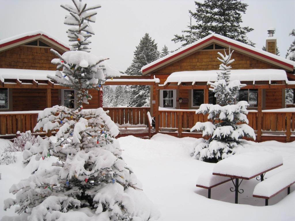 Deere Ridge Cabins Hotel Invermere Exterior foto