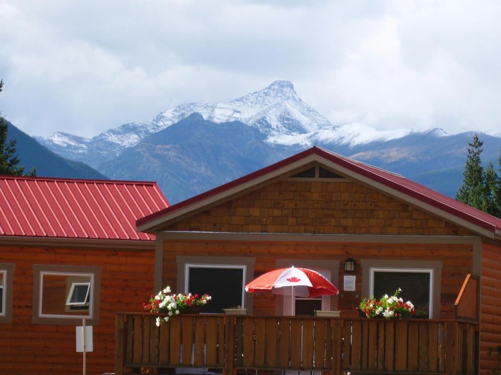 Deere Ridge Cabins Hotel Invermere Exterior foto