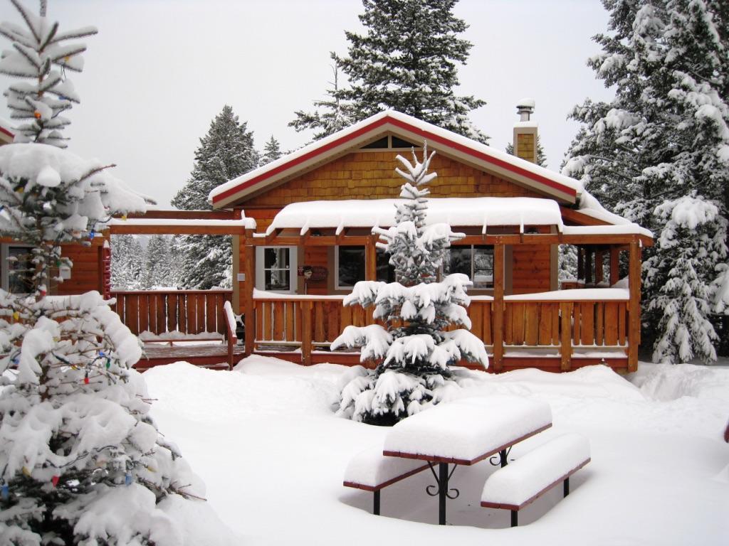 Deere Ridge Cabins Hotel Invermere Exterior foto